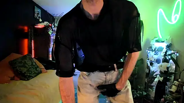 leatherz69 online show from December 2024 12:01:02 PM