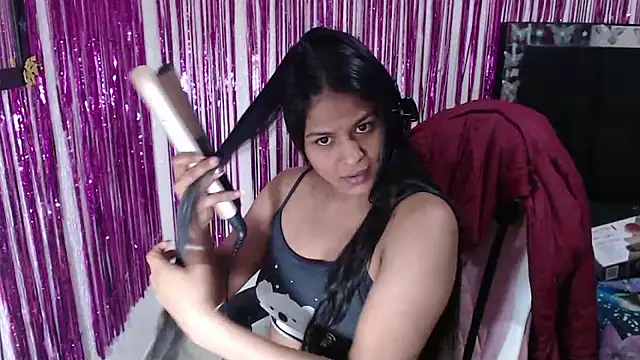 Snapshot of SweetAlmaa chatting on April 2026 10:30:02 PM SweetAlmaa online show from April 2026 10:30:02 PM