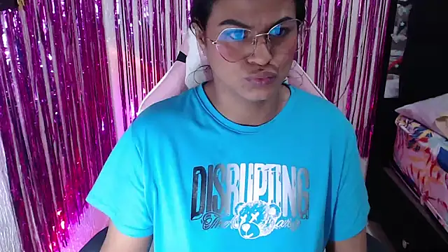 Snapshot of SweetAlmaa chatting on May 2026 12:21:01 PM SweetAlmaa online show from May 2026 12:21:01 PM