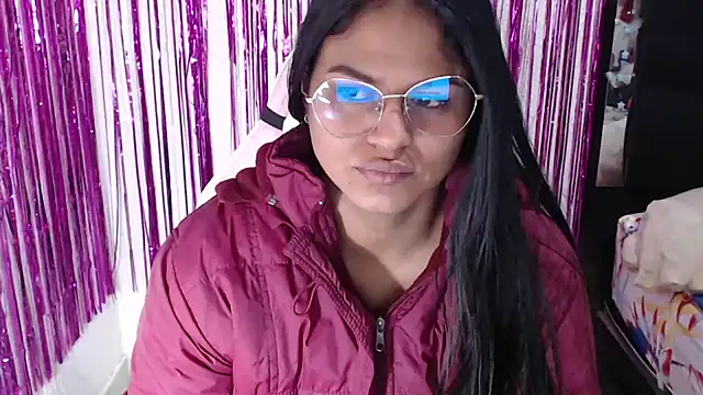 Snapshot of SweetAlmaa chatting on May 2026 09:47:02 AM SweetAlmaa online show from May 2026 09:47:02 AM