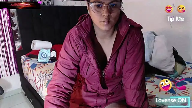 SweetAlmaa online show from July 2026 09:47:02 AM