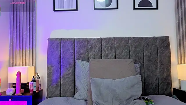 Ema Stone65 online show from November 2025 10:10:02 PM