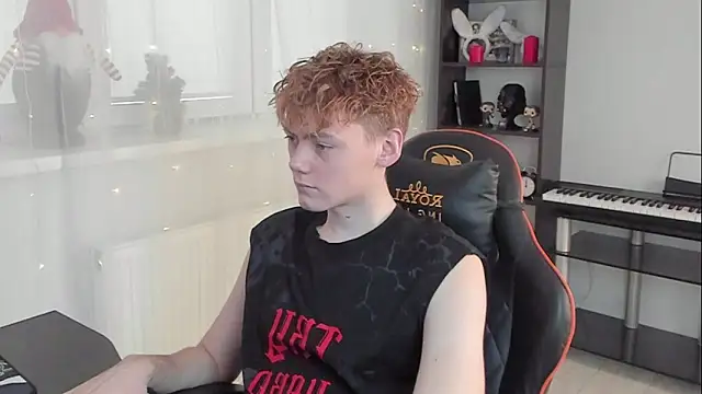 Keytaro online show from February 2025 01:41:01 PM