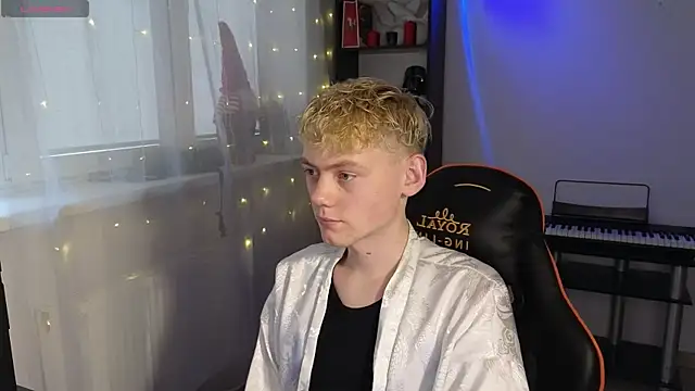 Keytaro online show from March 2025 02:57:01 PM