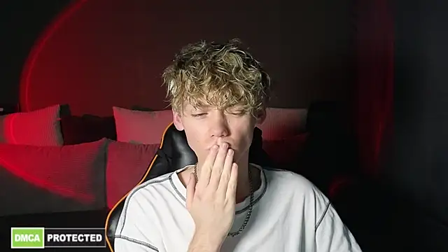 Keytaro online show from March 2026 06:28:02 AM