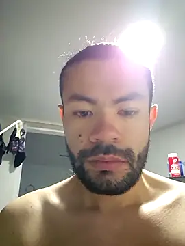 Snapshot of RodriWhite chatting on June 2026 02:03:01 AM RodriWhite online show from June 2026 02:03:01 AM