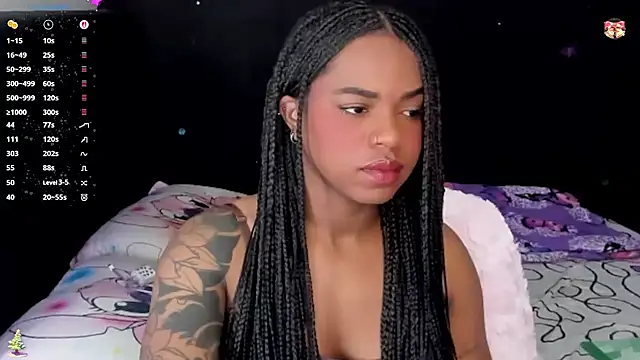 Snapshot of Marce_22 chatting on December 2025 04:25:02 PM Marce 22 online show from December 2025 04:25:02 PM