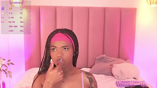 Snapshot of Marce_22 chatting on March 2026 07:15:01 AM Marce 22 online show from March 2026 07:15:01 AM