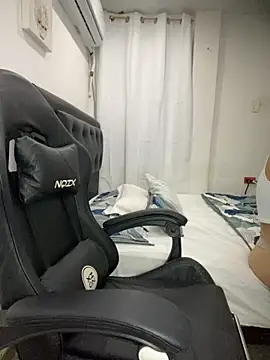 Snapshot of Belissa_miller chatting on December 2025 07:18:01 PM Belissa miller online show from December 2025 07:18:01 PM