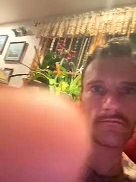 UnCuTupTheBuTT online show from September 2025 09:23:02 AM