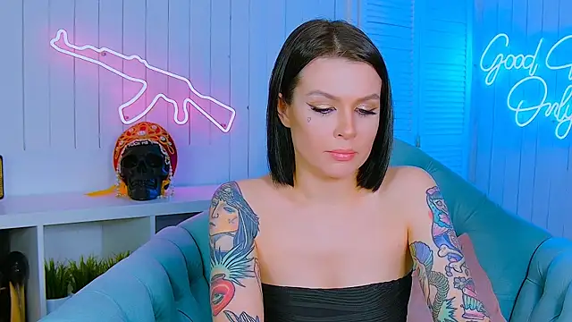 Snapshot of My_toys_pink chatting on February 2025 10:01:02 AM My toys pink online show from February 2025 10:01:02 AM