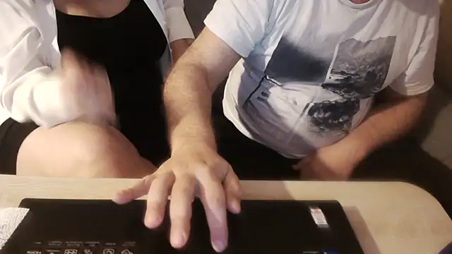 Snapshot of margotgra82 chatting on January 2025 04:27:01 PM margotgra82 online show from January 2025 04:27:01 PM