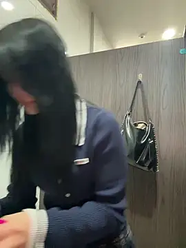 Snapshot of Asia-Melody chatting on March 2025 06:05:02 AM Asia-Melody online show from March 2025 06:05:02 AM