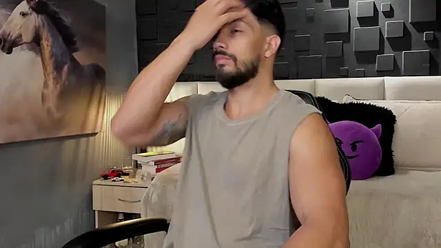 DannSaenz online show from February 2025 10:43:01 PM