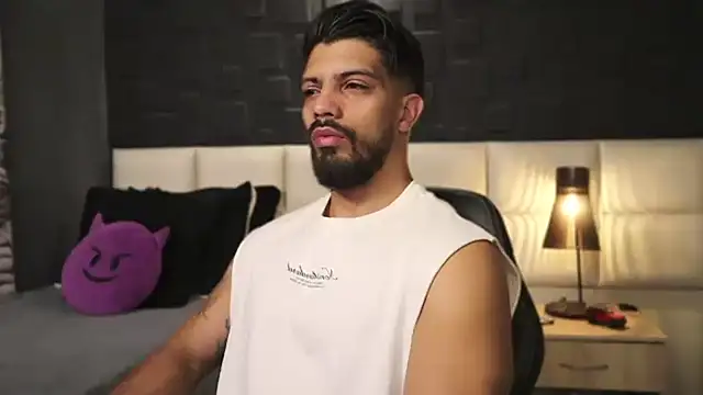 DannSaenz online show from February 2025 11:13:02 AM