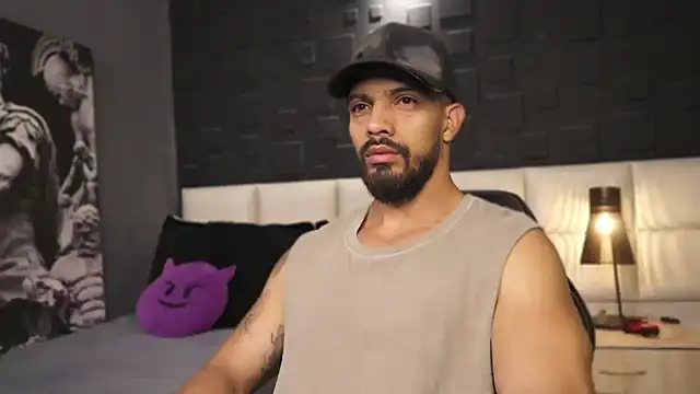 DannSaenz online show from February 2025 04:57:01 PM