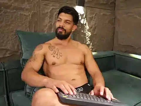 DannSaenz online show from March 2025 04:12:01 PM