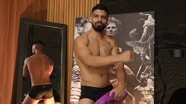 DannSaenz online show from September 2025 03:56:01 PM