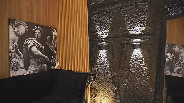 DannSaenz online show from October 2025 07:23:02 PM