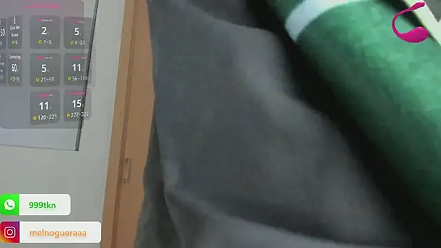 DanielaSaenz0 online show from October 2025 01:17:01 AM