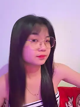 Maeve2k5 online show from December 2025 12:30:01 AM