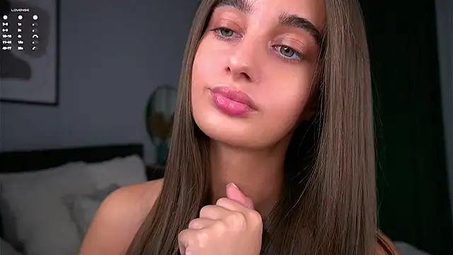 Snapshot of PiquingOgalala chatting on November 2025 01:04:01 AM PiquingOgalala online show from November 2025 01:04:01 AM