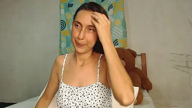 Snapshot of aleja_rythm chatting on July 2026 02:42:02 AM aleja rythm online show from July 2026 02:42:02 AM