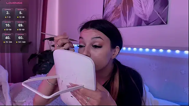 Snapshot of Veronica_leal chatting on July 2026 08:42:01 AM Veronica leal online show from July 2026 08:42:01 AM