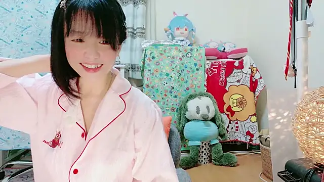 Snapshot of renapiyon8182 chatting on January 2025 07:28:02 PM renapiyon8182 online show from January 2025 07:28:02 PM