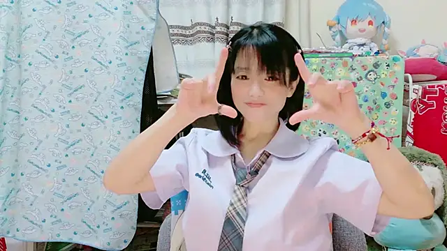 Snapshot of renapiyon8182 chatting on January 2025 07:49:02 PM renapiyon8182 online show from January 2025 07:49:02 PM