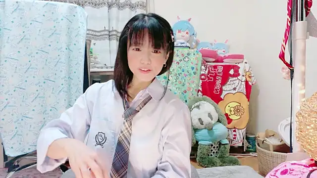 Snapshot of renapiyon8182 chatting on March 2025 07:32:01 PM renapiyon8182 online show from March 2025 07:32:01 PM