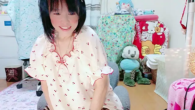 Snapshot of renapiyon8182 chatting on March 2025 07:35:01 PM renapiyon8182 online show from March 2025 07:35:01 PM