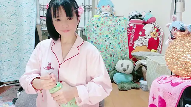 Snapshot of renapiyon8182 chatting on September 2025 06:46:01 PM renapiyon8182 online show from September 2025 06:46:01 PM