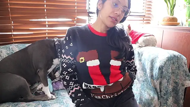 Snapshot of fergie21 chatting on December 2024 02:28:01 PM fergie21 online show from December 2024 02:28:01 PM