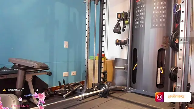 Snapshot of fergie21 chatting on January 2025 01:41:02 PM fergie21 online show from January 2025 01:41:02 PM