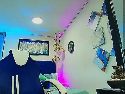 Snapshot of Adil_aminn chatting on November 2025 07:04:02 PM Adil aminn online show from November 2025 07:04:02 PM