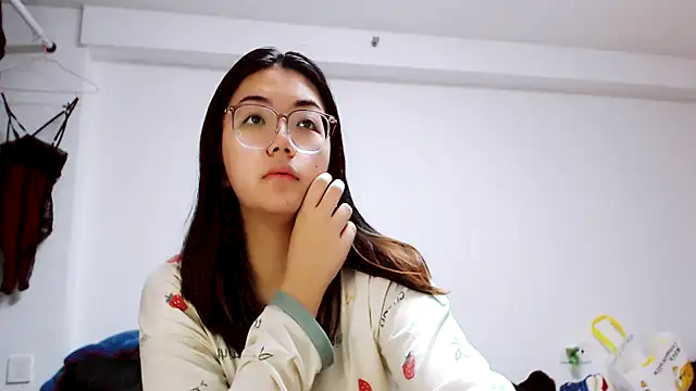 Snapshot of liu195874 chatting on December 2024 03:31:02 PM liu195874 online show from December 2024 03:31:02 PM