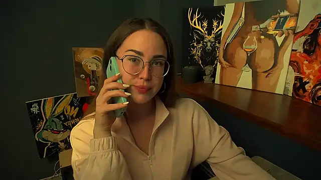 Snapshot of luxie_milady chatting on April 2026 01:14:01 PM luxie milady online show from April 2026 01:14:01 PM