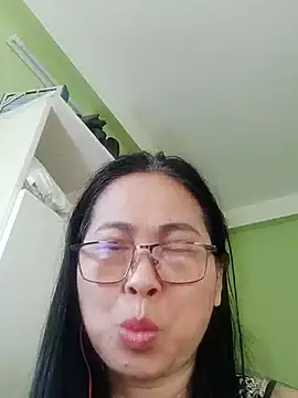 Snapshot of Hangem111 chatting on March 2026 06:25:01 AM Hangem111 online show from March 2026 06:25:01 AM
