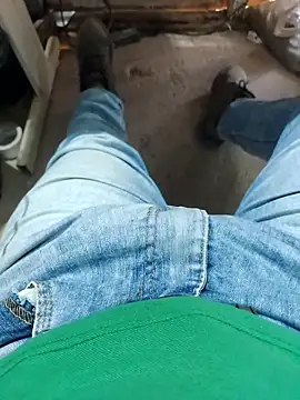 OLAJONES online show from May 2026 02:44:02 PM