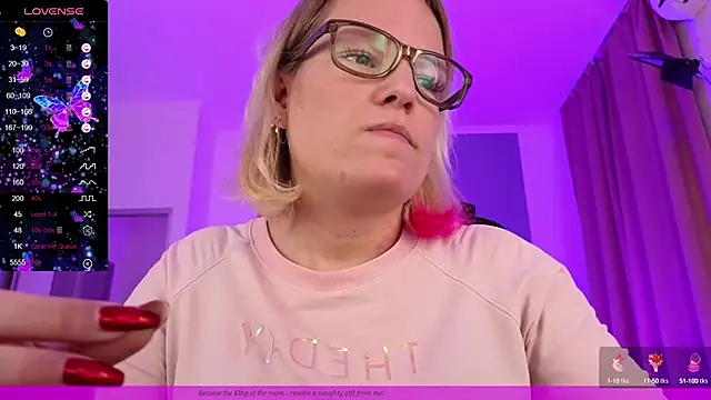 EVAshinyGIRL online show from January 2025 02:41:02 PM