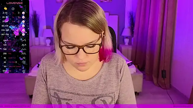 EVAshinyGIRL online show from January 2025 09:18:02 AM