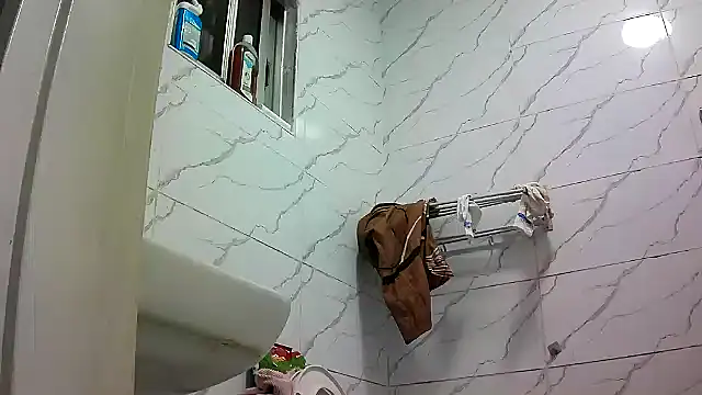 Snapshot of kisstoyousoon2024 chatting on March 2025 06:15:02 PM kisstoyousoon2024 online show from March 2025 06:15:02 PM