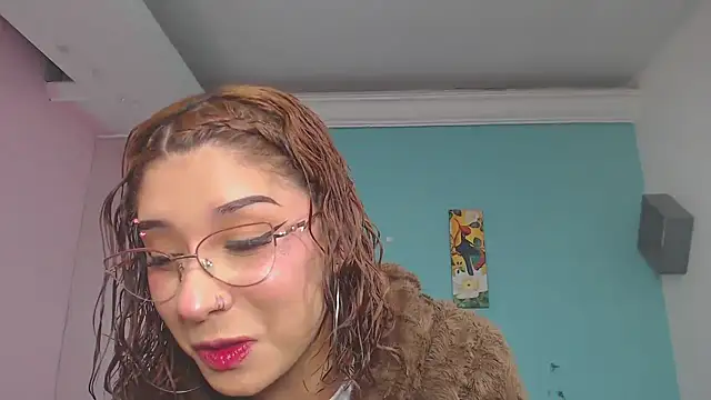Snapshot of Cinthya-Gomez6 chatting on January 2025 11:04:02 AM Cinthya-Gomez6 online show from January 2025 11:04:02 AM