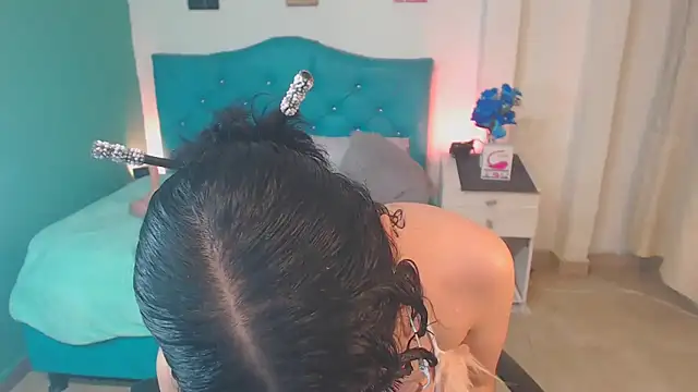 Snapshot of Cinthya-Gomez6 chatting on March 2025 04:30:01 PM Cinthya-Gomez6 online show from March 2025 04:30:01 PM