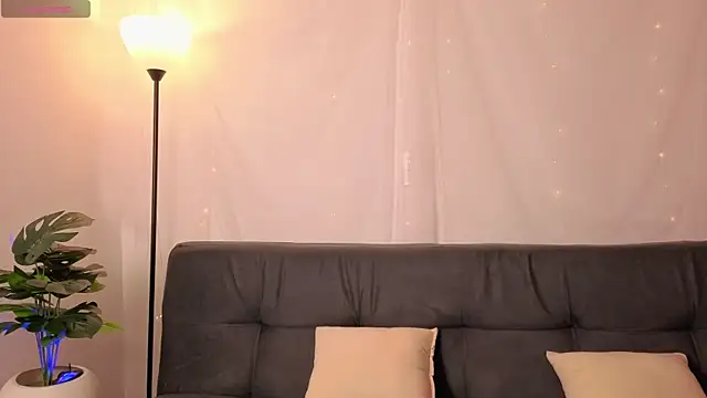 amy robertz online show from May 2026 01:23:02 AM