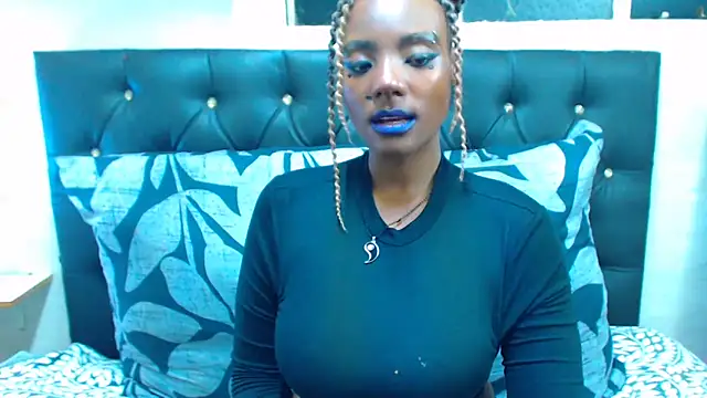 SAVAGExBOO online show from December 2024 11:39:02 PM