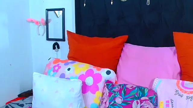 SAVAGExBOO online show from September 2025 10:36:01 PM