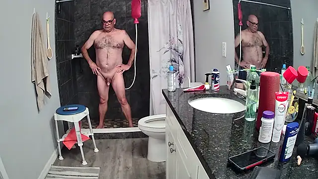 lou63ponce online show from September 2025 02:17:02 PM