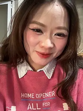 Hellen 111 online show from October 2025 08:18:02 AM